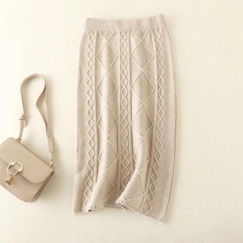 NEW Beige Cable Stretchy Knit Bodycon Midi Sweater Skirt - Picture 3 of 8